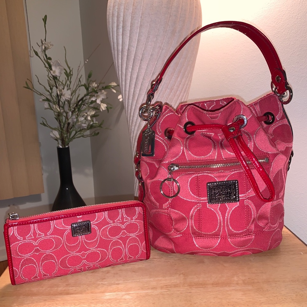 Coach drawstring handbag with wallet. Used.